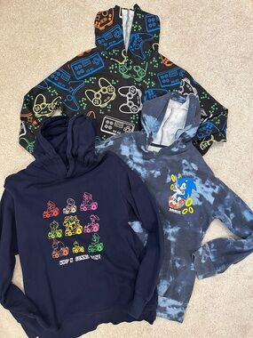 Printed hoodies for boys (sz 11-13)